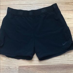 Nike Girls Golf shorts
